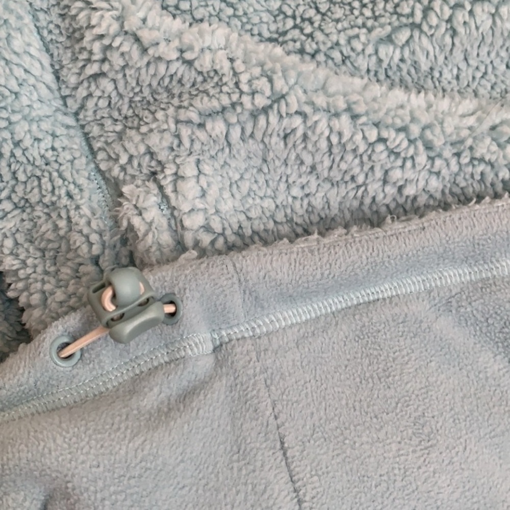 Burton Lynx pullover fleece jacket/top - like new - Picture 8 of 8